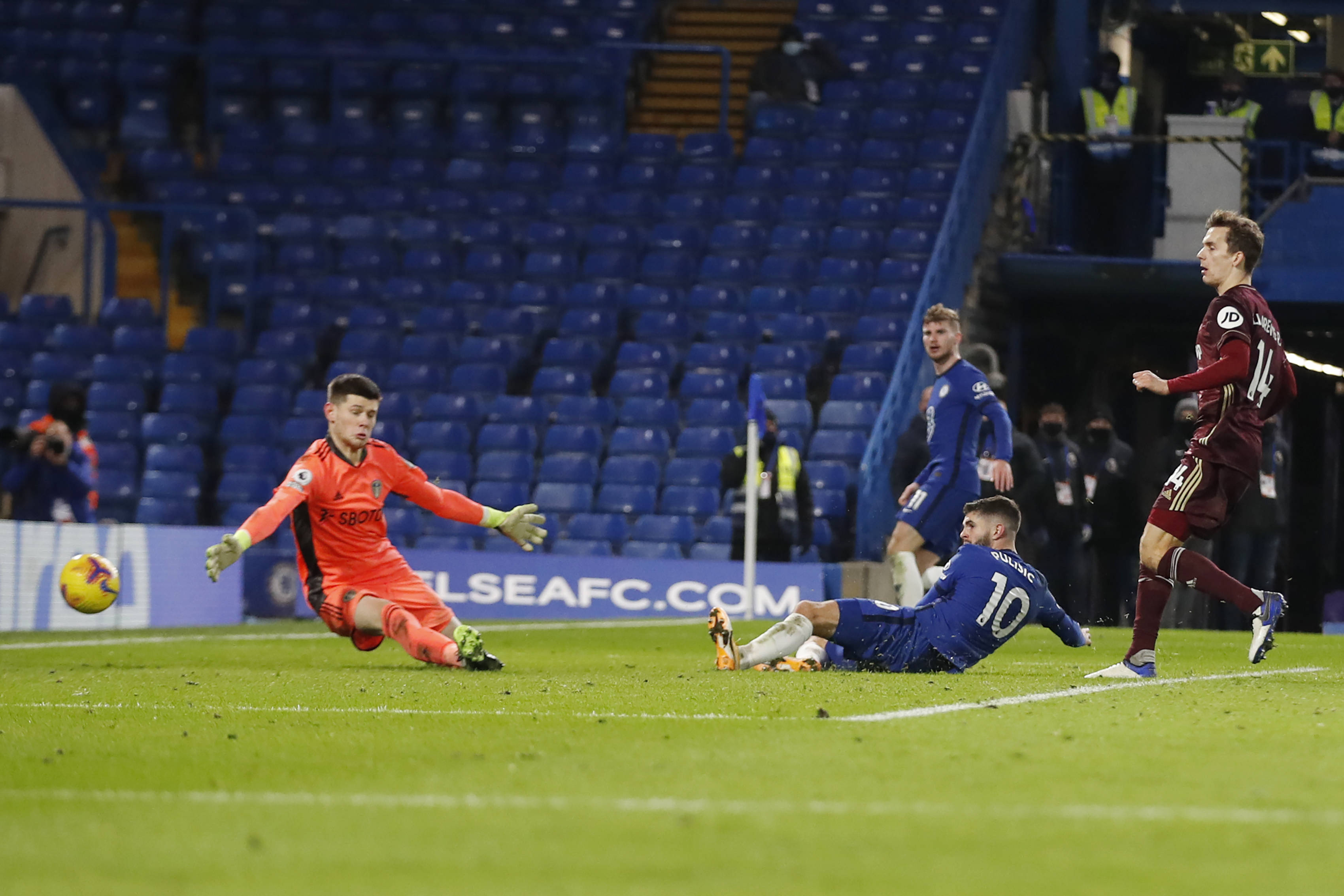 福法纳将接受法国队医检查，但大概率留在国家队